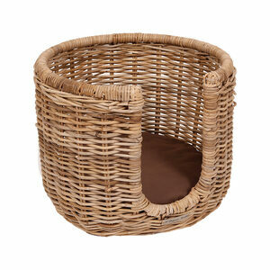 51 Degrees North - Rattan - Alor Cat Basket - Ratten + Cushion- 50 x 50 cm